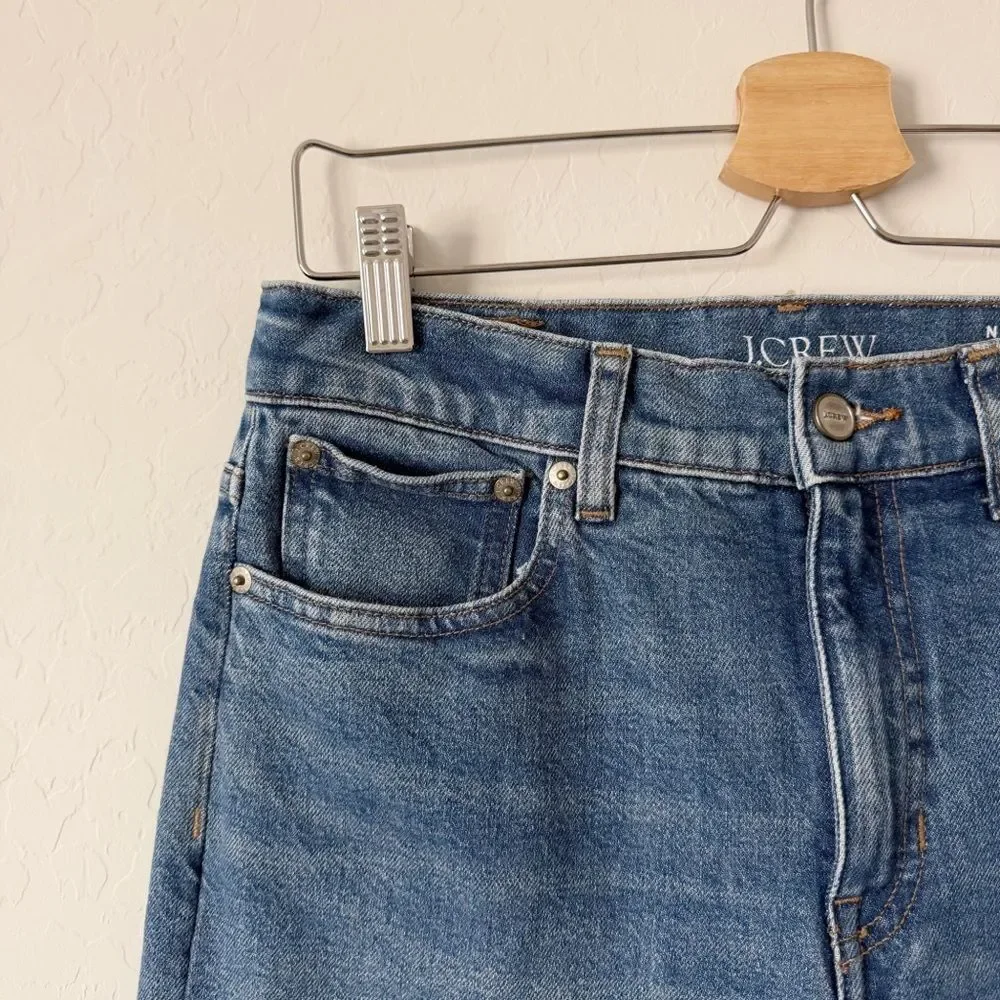 NEW J. Crew nipped straight High Rise jean in Semi stretch Style# CN394 Size 27